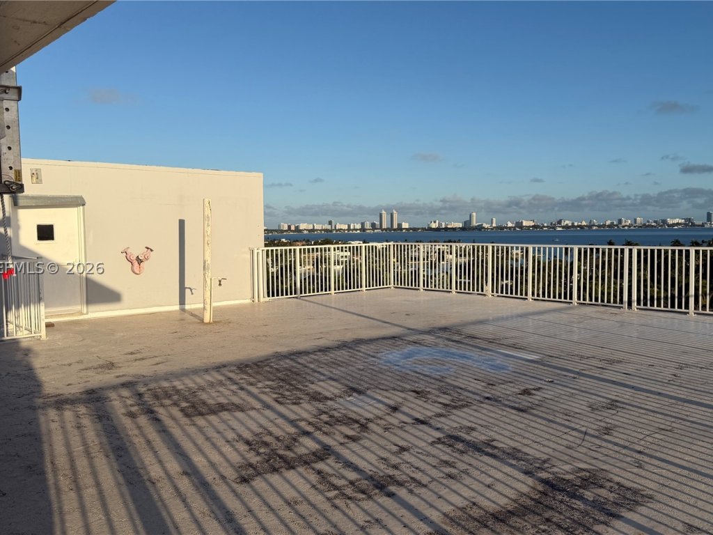 apartamentos en venta en Bayshore Yacht Tennis Club
