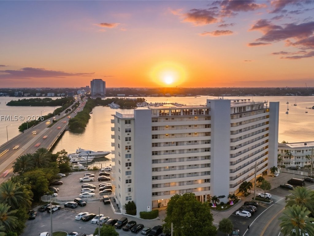 apartamentos en venta en Bayshore Yacht Tennis Club