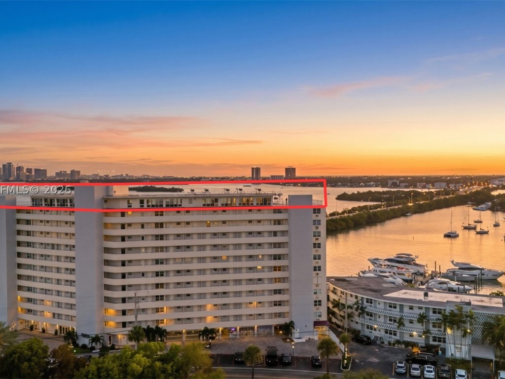 apartamentos en venta en Bayshore Yacht Tennis Club