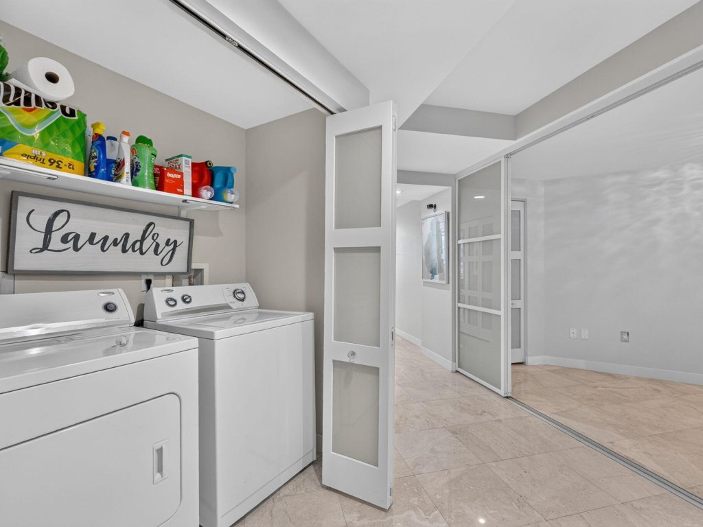 Condos for sale at Sapphire Condo