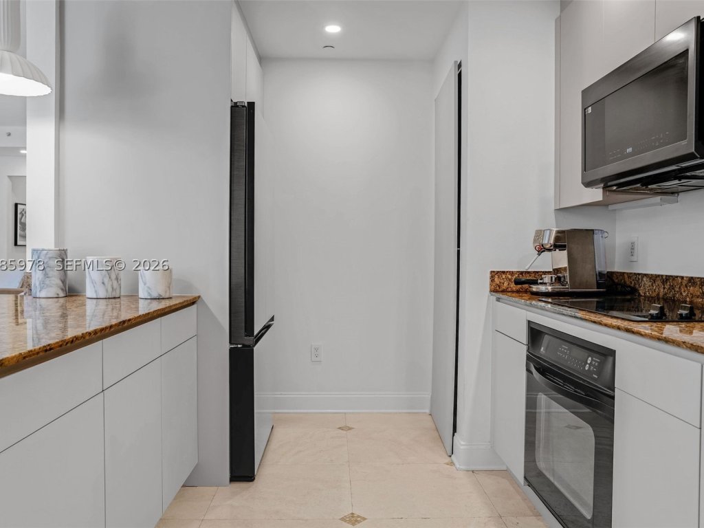 apartamentos en venta en Ocean Club Lake Villa One
