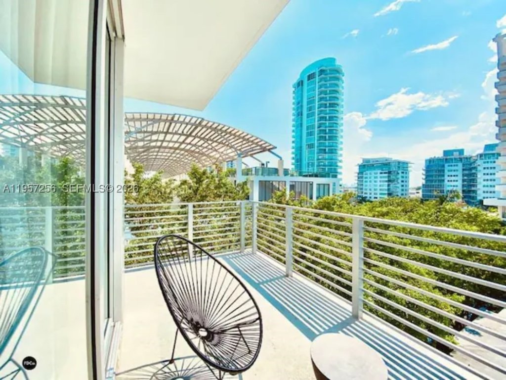 apartamentos en venta en 6080 Collins Avenue