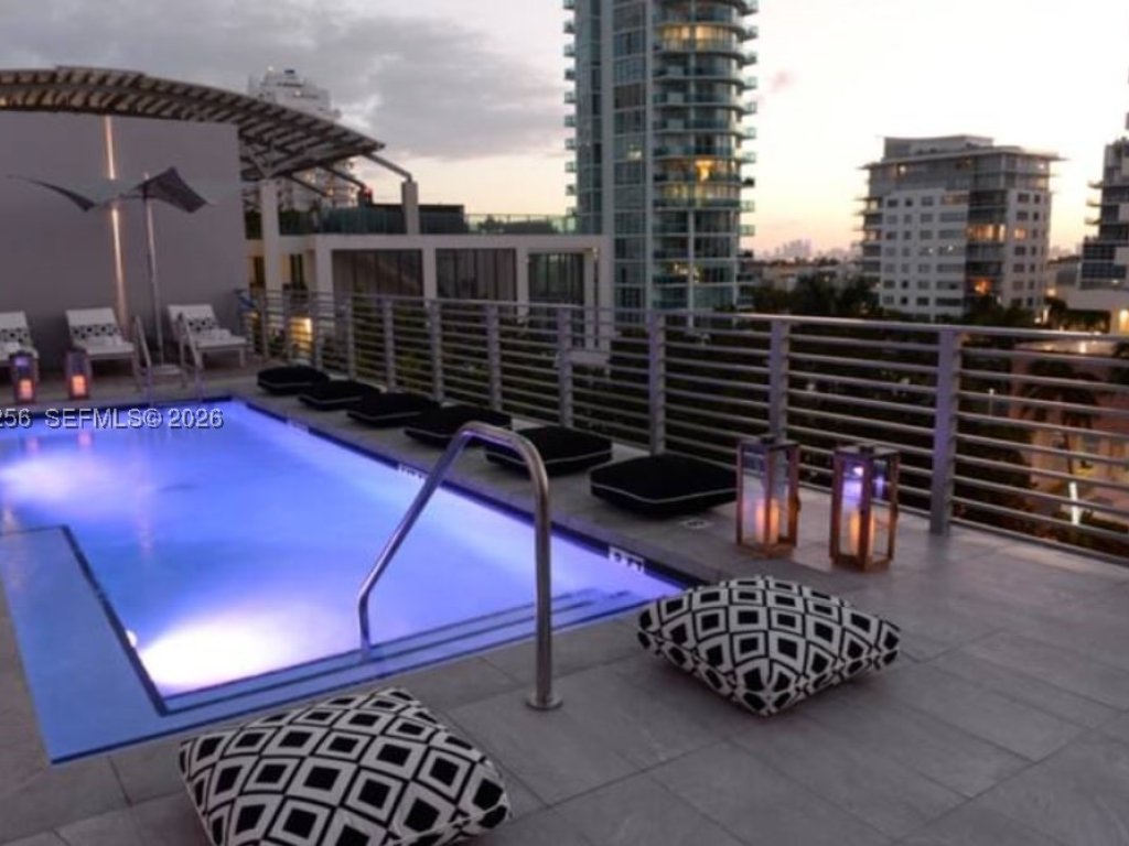 apartamentos en venta en 6080 Collins Avenue
