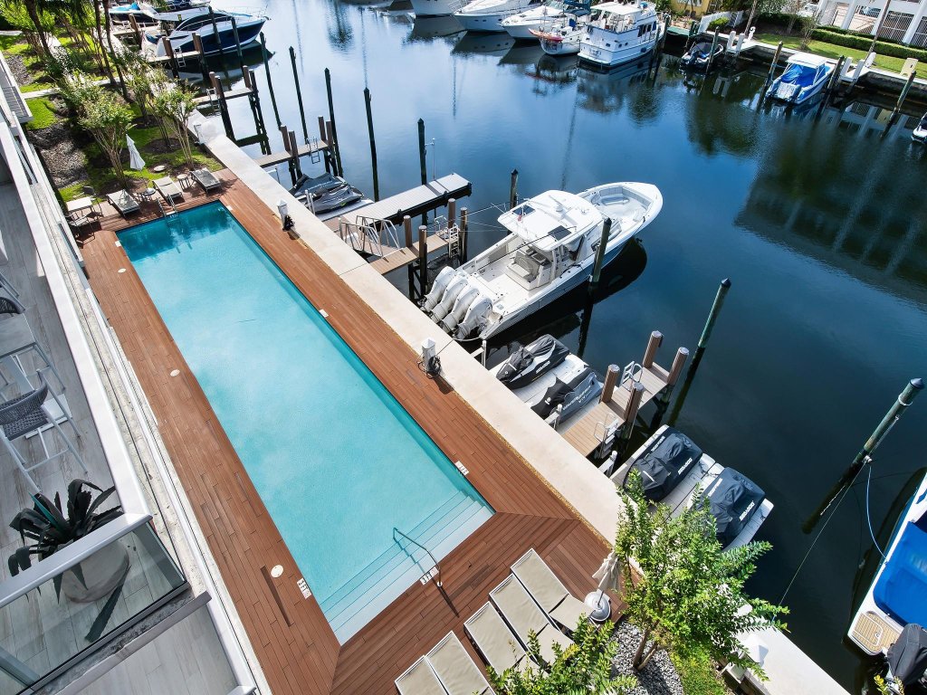 Condos for sale at Aquamar Las Olas