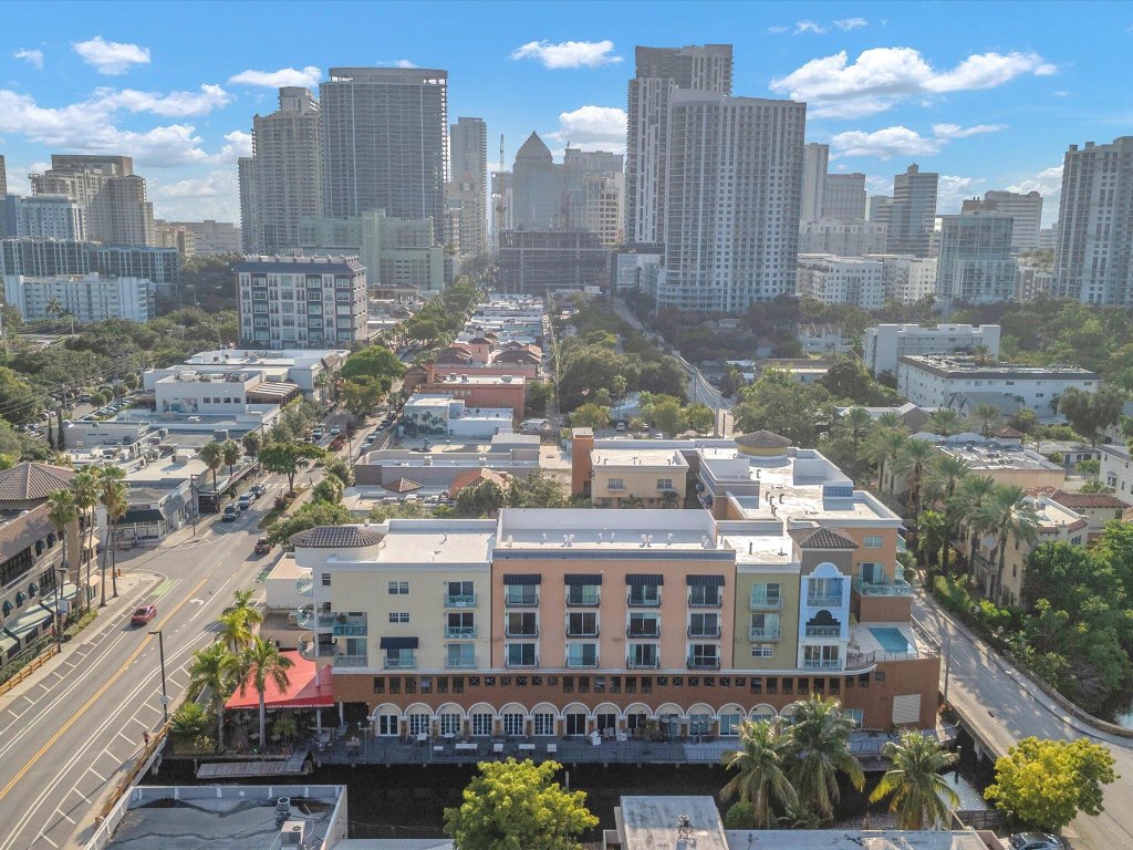 Condos for sale at Villaggio Di Las Olas