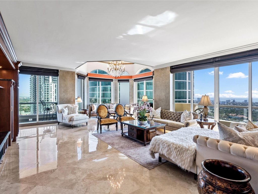 Condos for sale at Las Olas Grand