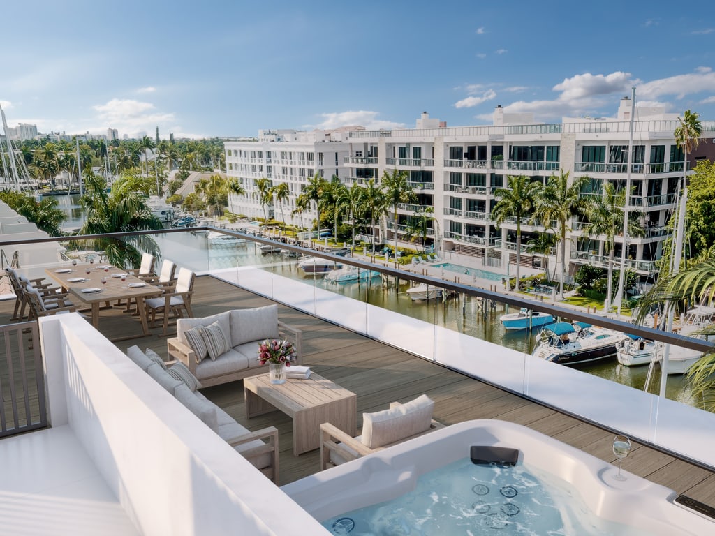 Condos for sale at Serena Fort Lauderdale