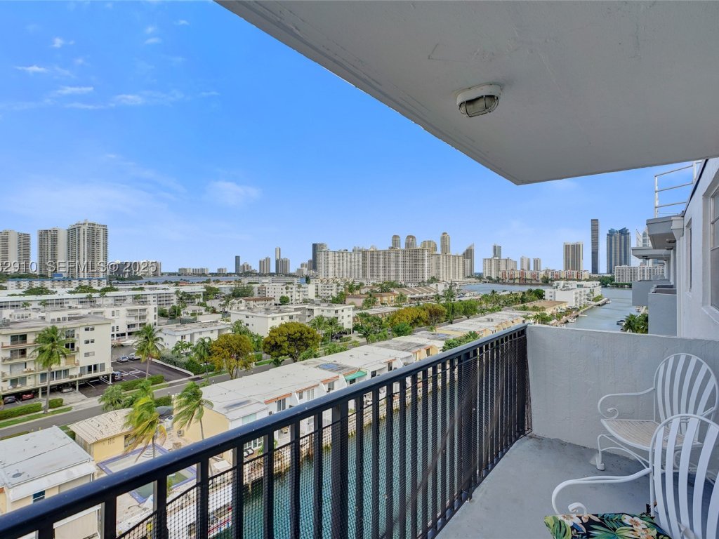 apartamentos en venta en Coral Isle East