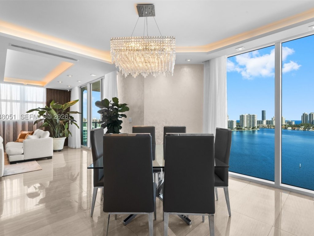 Condos for sale at Peninsula II