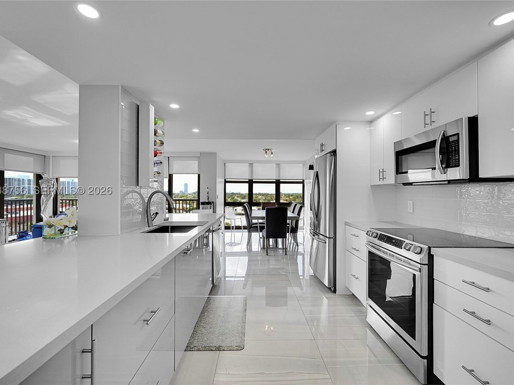 Condos for sale at Avant Garde