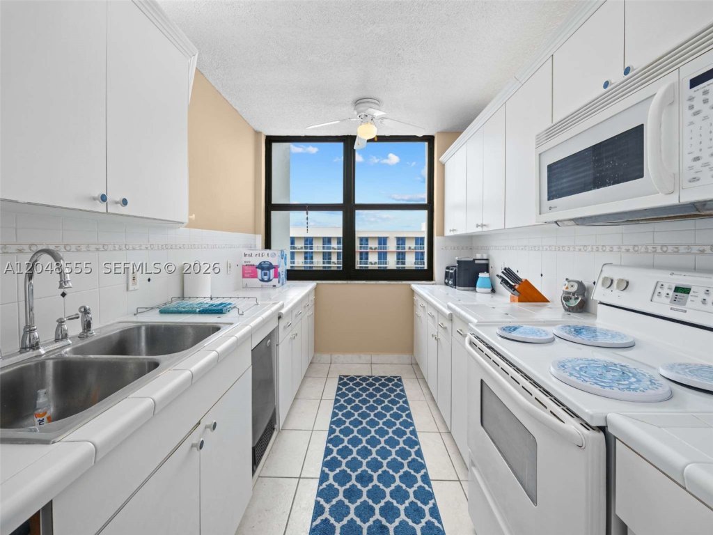 apartamentos a venda no Crystal Tower