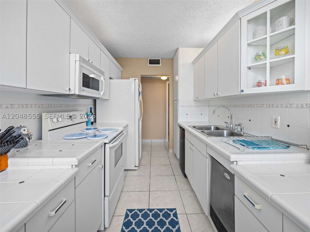 apartamentos a venda no Crystal Tower