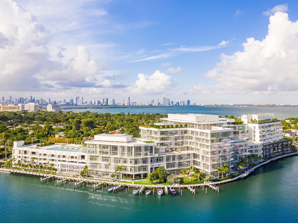 apartamentos a venda no Ritz-Carlton Residences Miami Beach