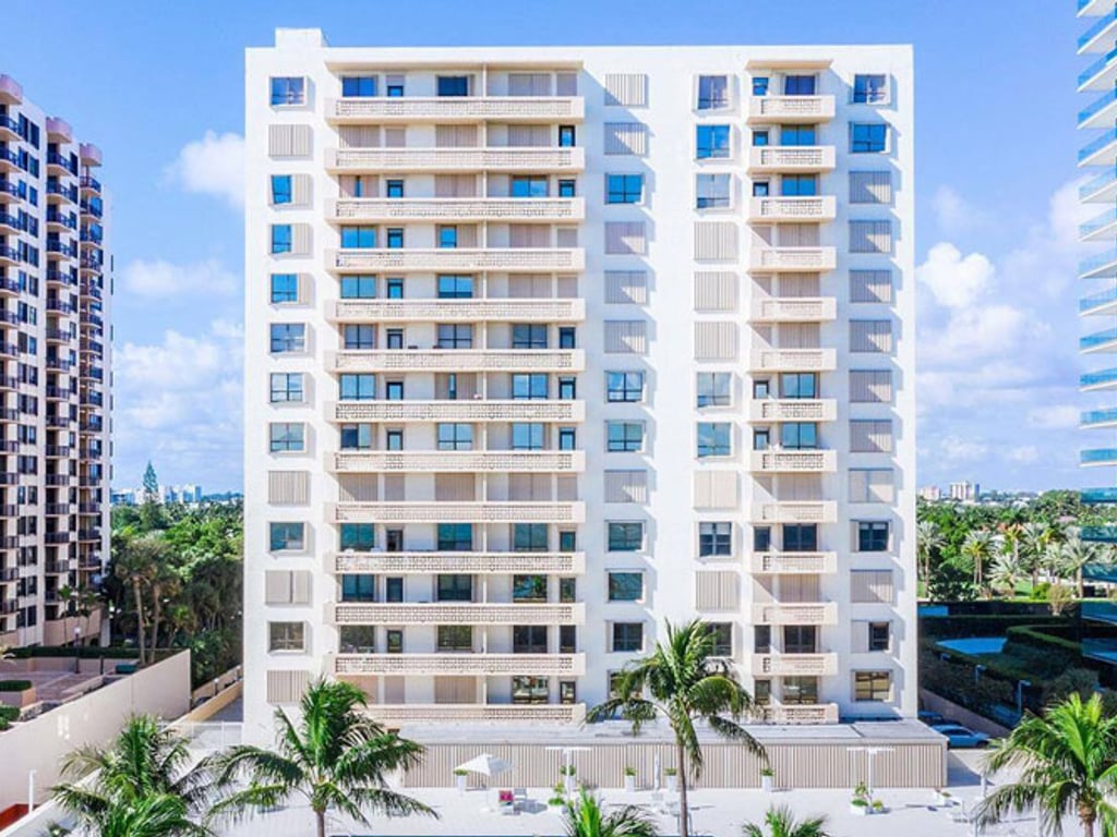 Condo for sale at The Plaza Bal Harbour