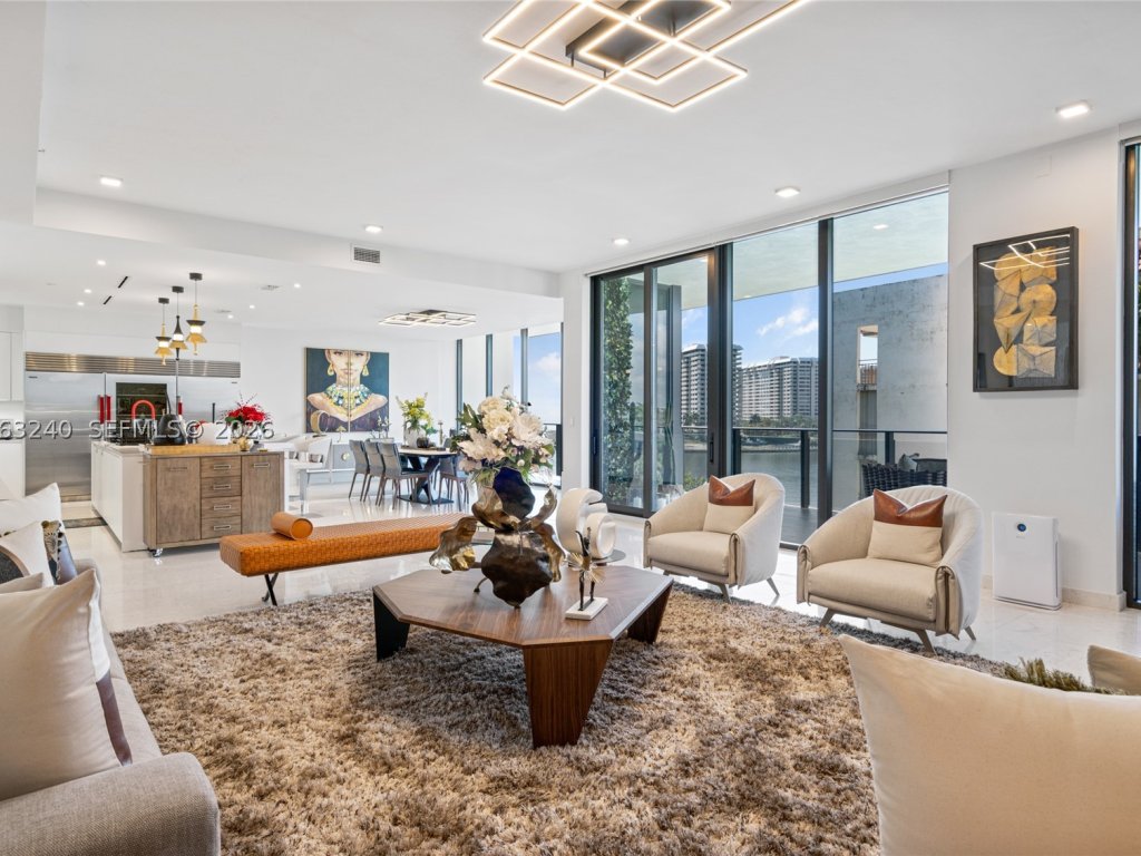 apartamentos a venda no The Fairchild Coconut Grove