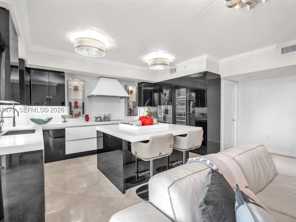 Condos for sale at Las Olas River House