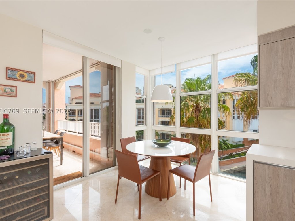 apartamentos en venta en Ocean Club Lake Villa Two
