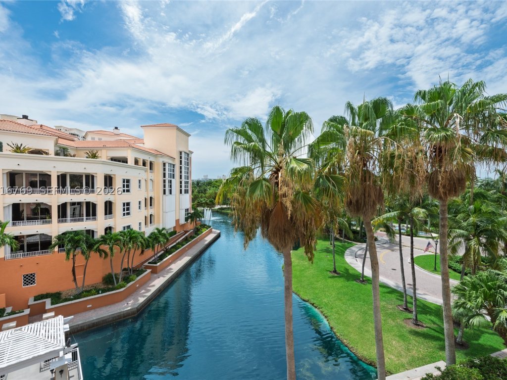 apartamentos en venta en Ocean Club Lake Villa Two