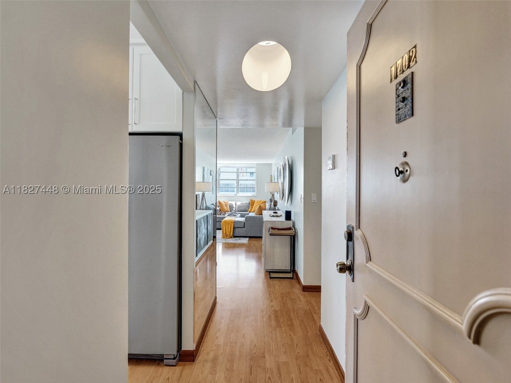 Condos for sale at Plaza Towers North