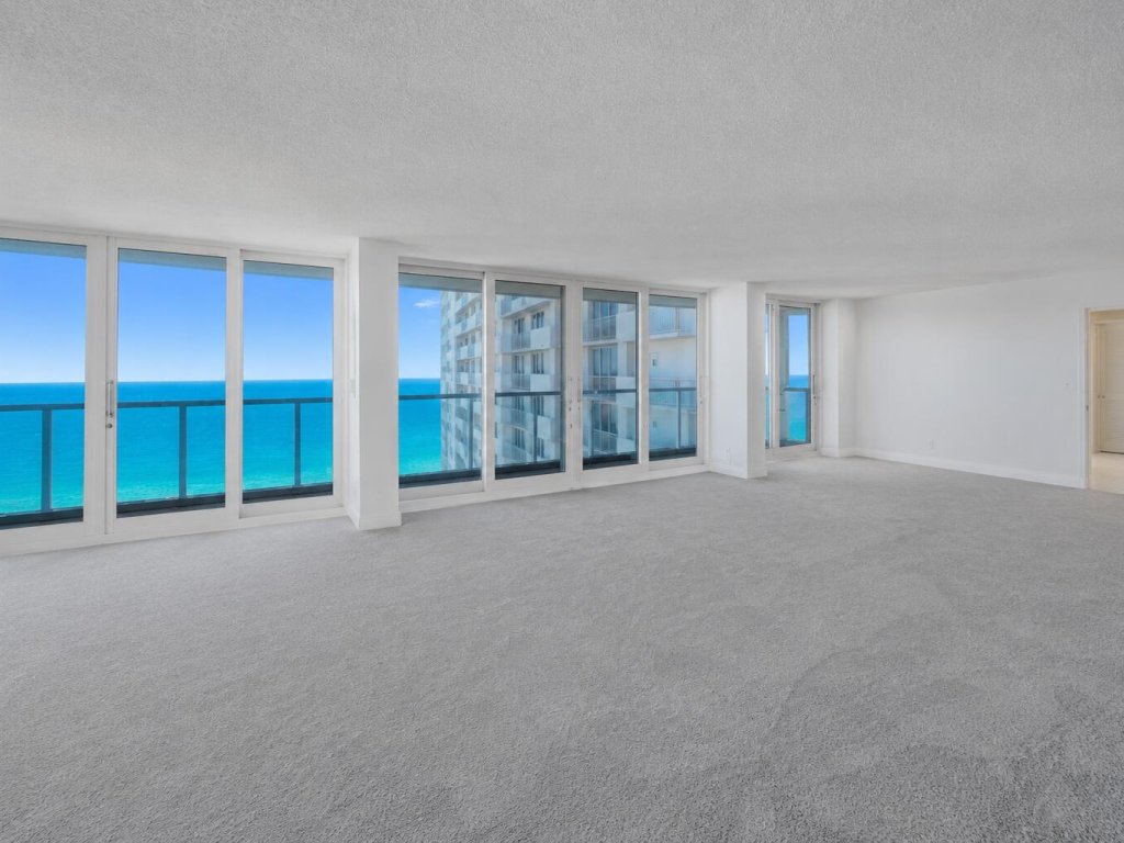 Condos for sale at Plaza East