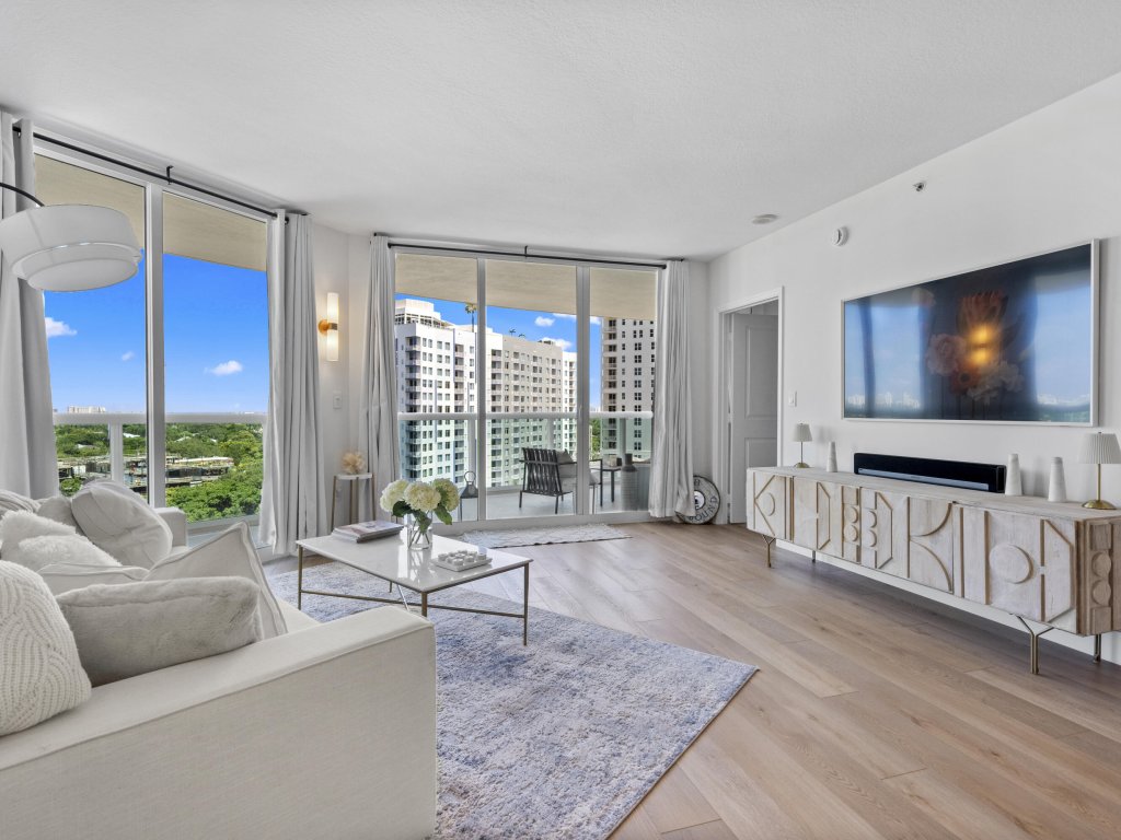 Condos for sale at Watergarden