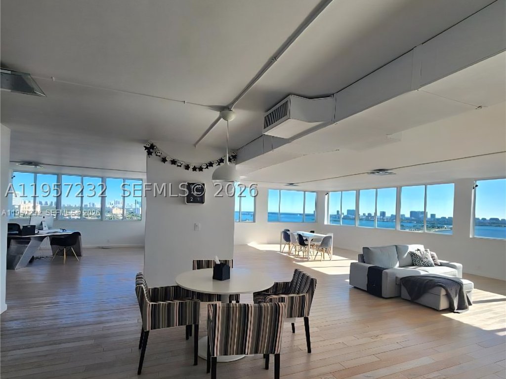 apartamentos en venta en Bayview Towers