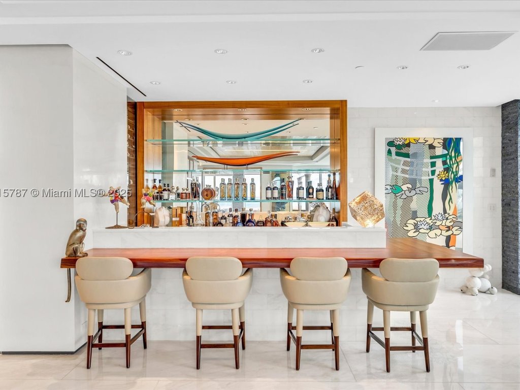 apartamentos en venta en Grand Bay Tower