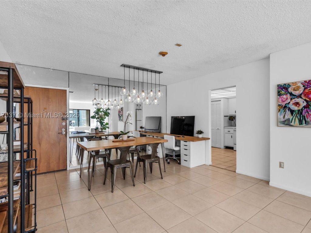 apartamentos en venta en Ambassador