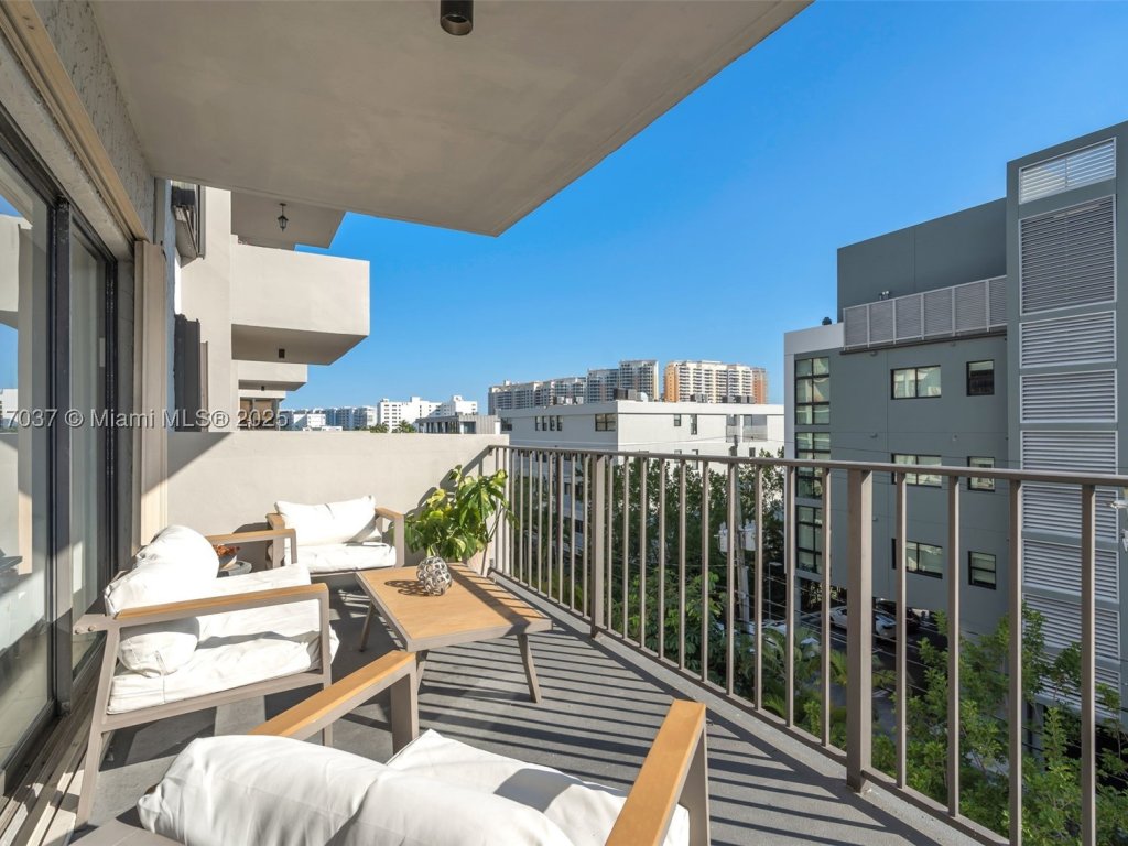 apartamentos en venta en Ambassador