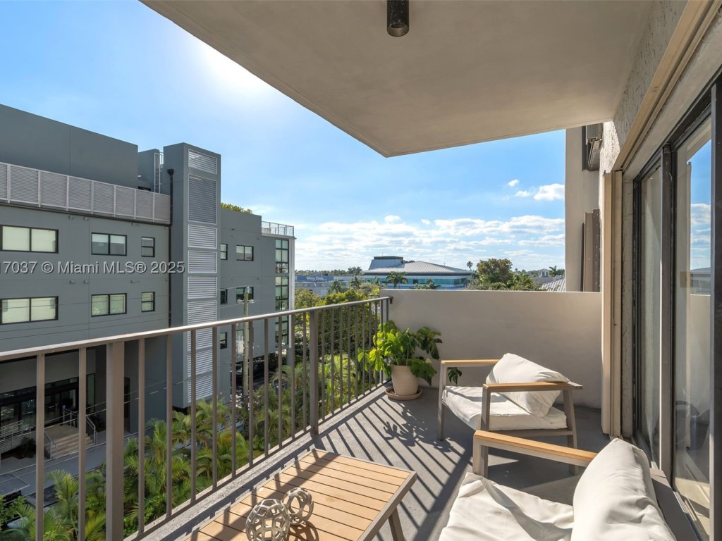 apartamentos en venta en Ambassador