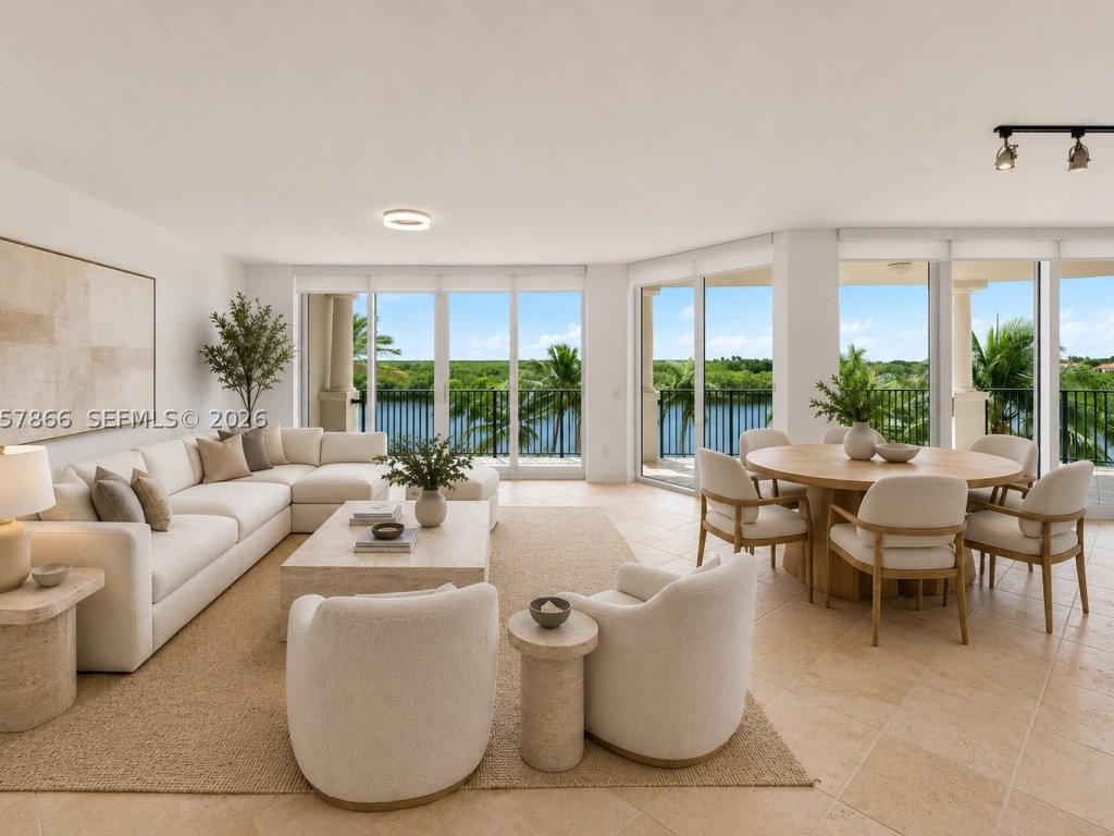 apartamentos en venta en Verona At Deering Bay