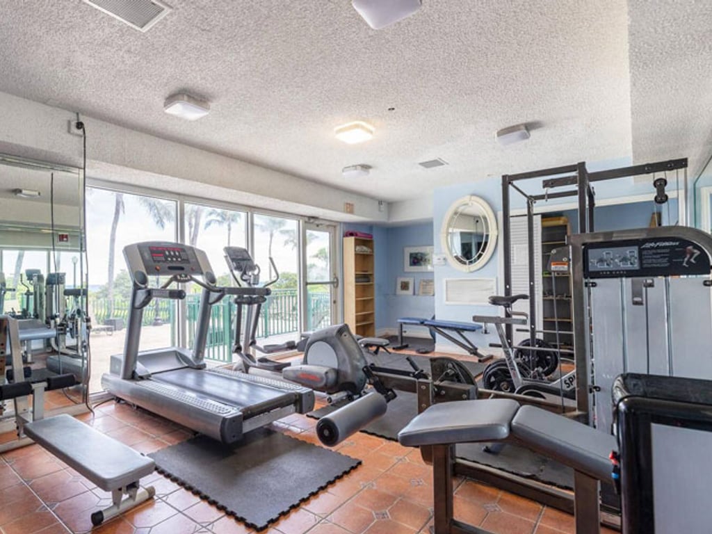 apartamentos en venta en Carlisle On The Ocean