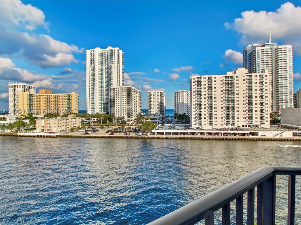 Condos for sale at Oceanview Park