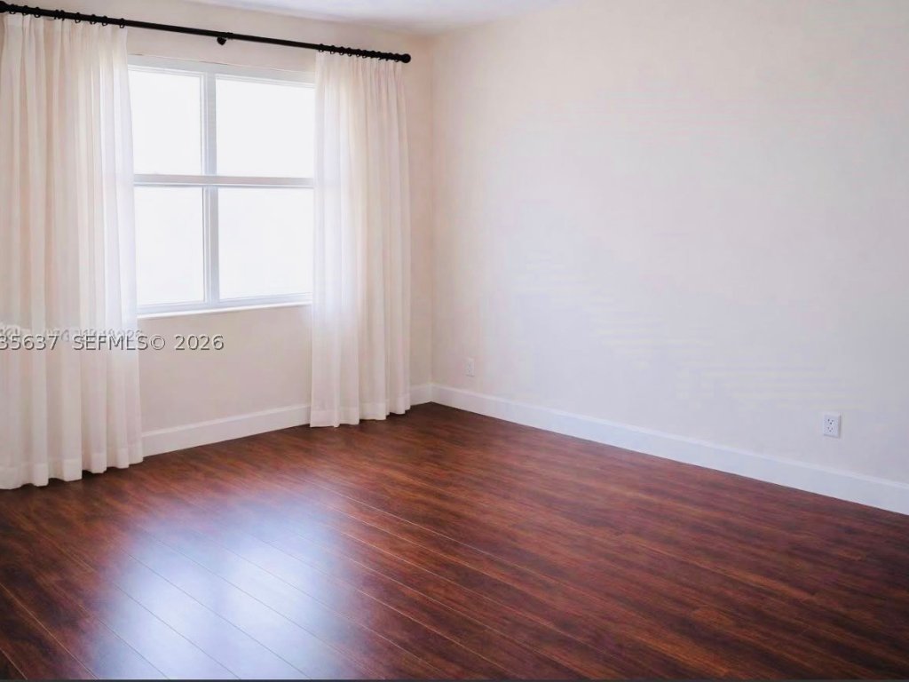 Condos for sale at 100 Andalusia