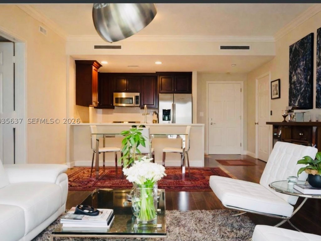 Condos for sale at 100 Andalusia