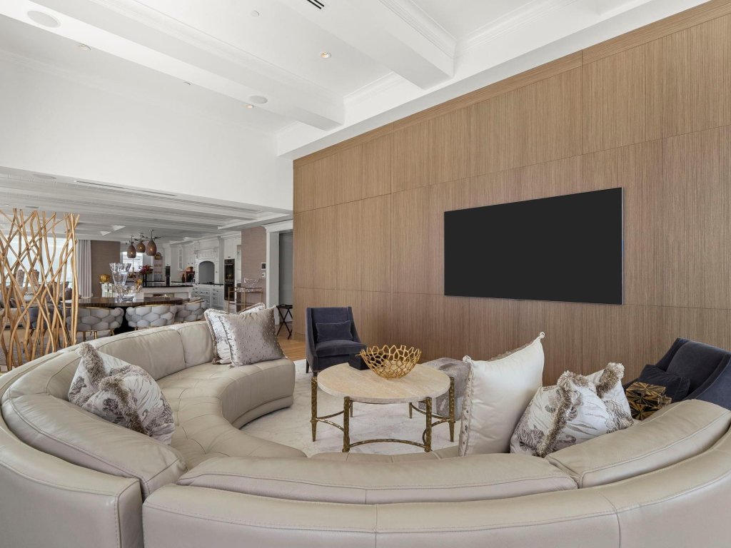 Condos for sale at 350 Las Olas Place