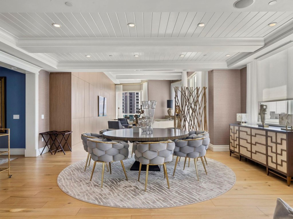 Condos for sale at 350 Las Olas Place