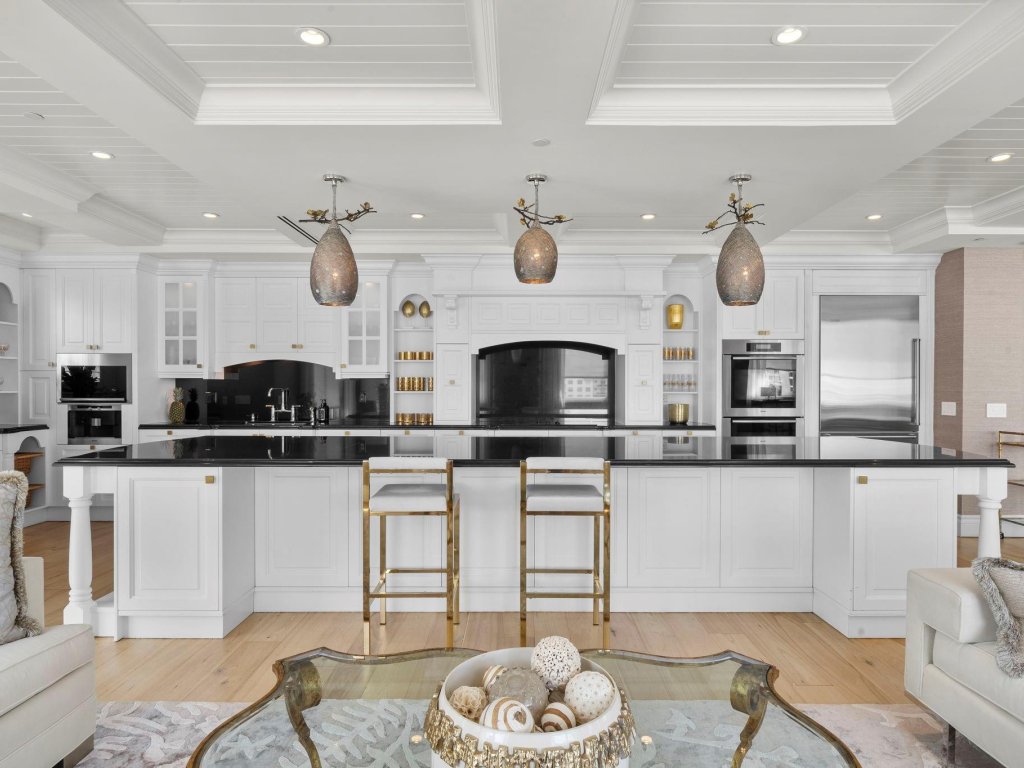 Condos for sale at 350 Las Olas Place