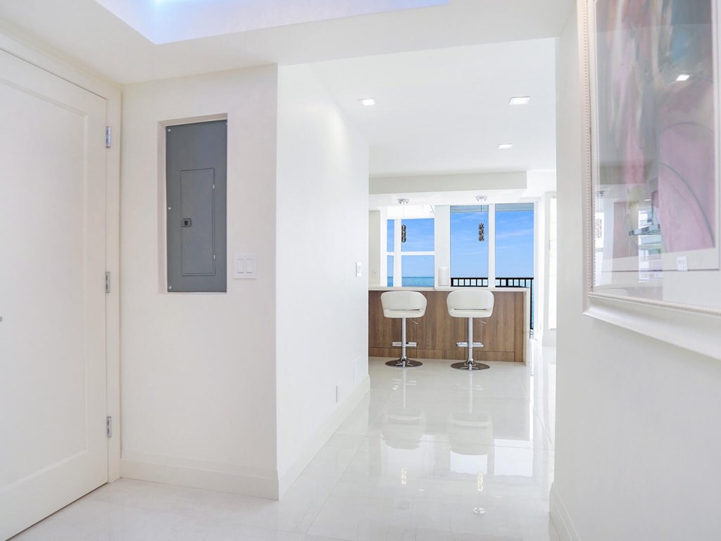 Condos for sale at Plaza South