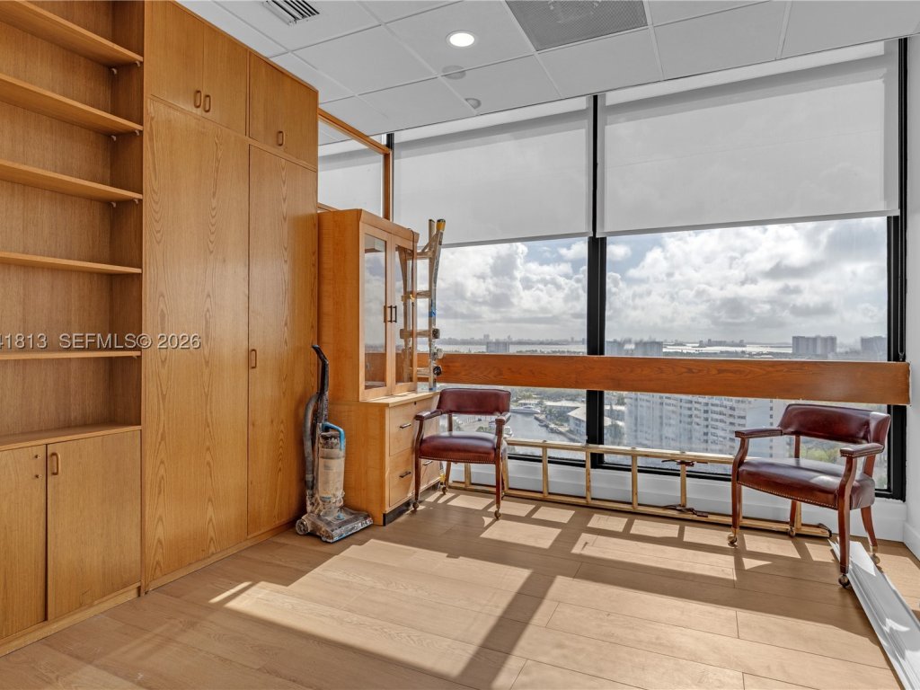apartamentos en venta en Sailboat Cay