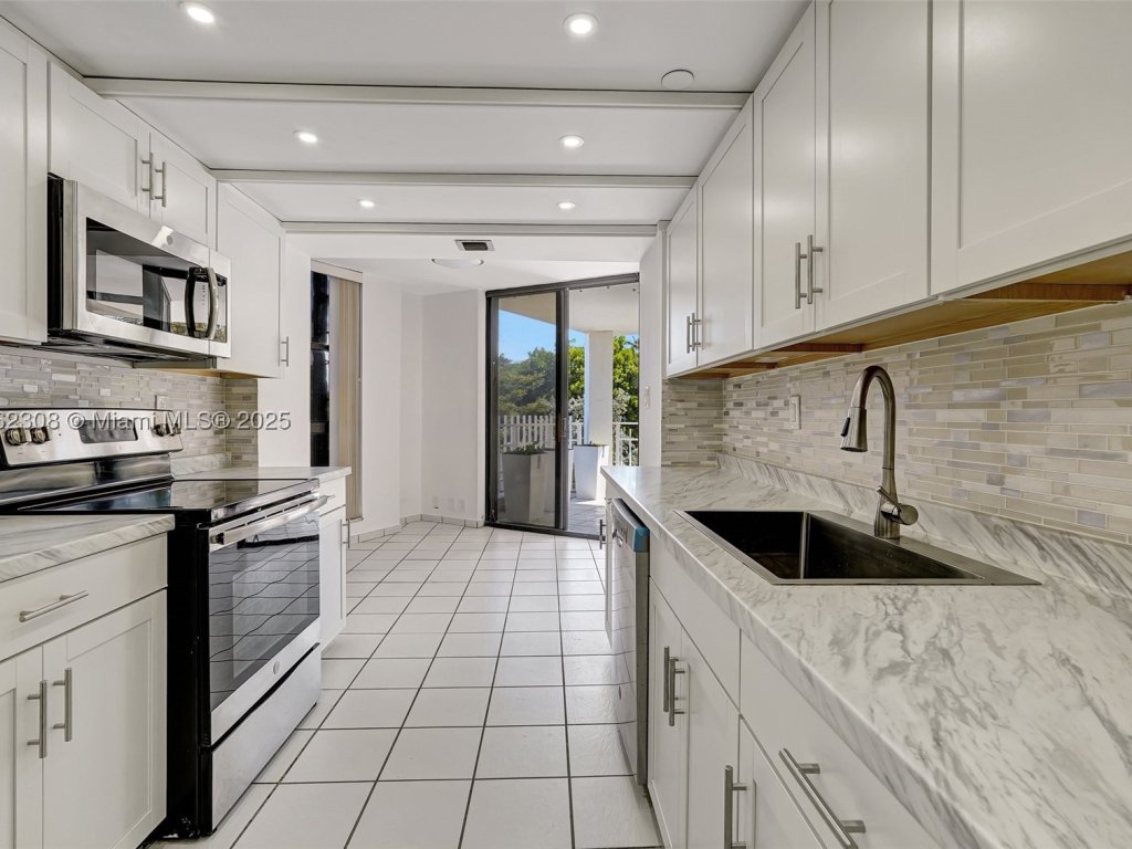 Property photo # 4